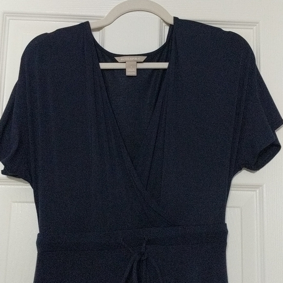 Banana Republic navy blue woman's dress - Picture 3 of 4